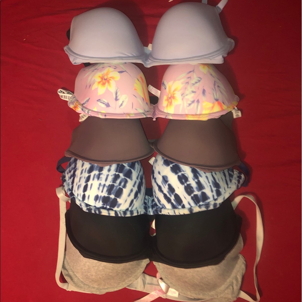 Victoria secret/ PINK gently used BRAS 36DDD